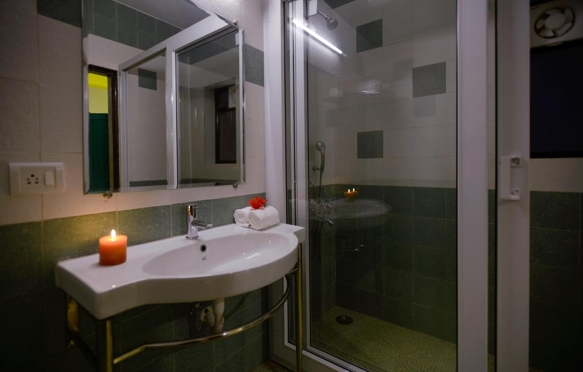 Treehouse Blue Hotel & Villas Колва Экстерьер фото