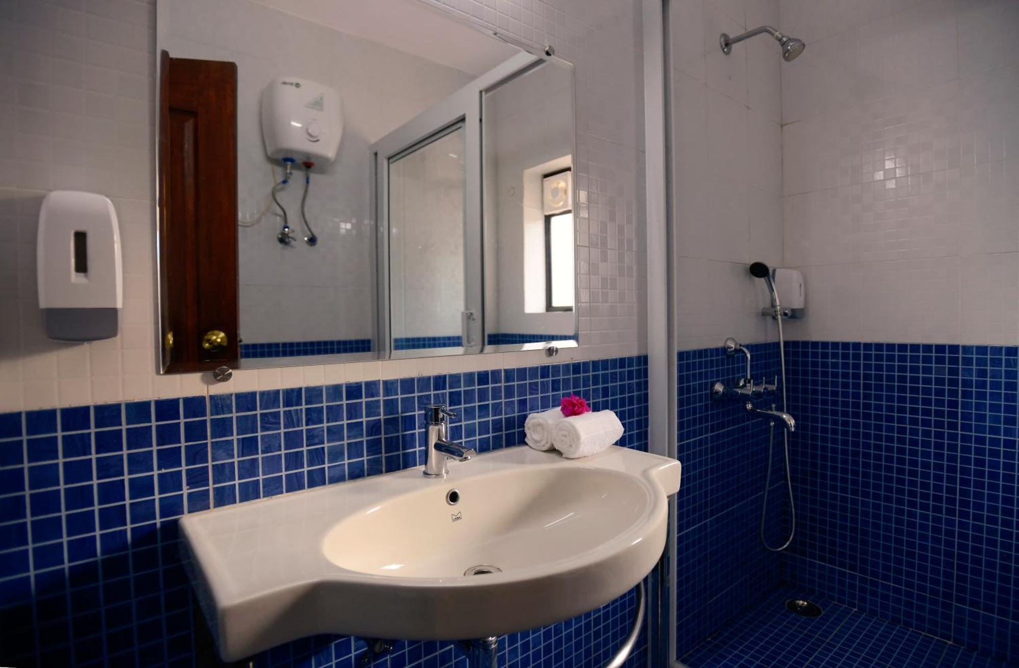 Treehouse Blue Hotel & Villas Колва Экстерьер фото