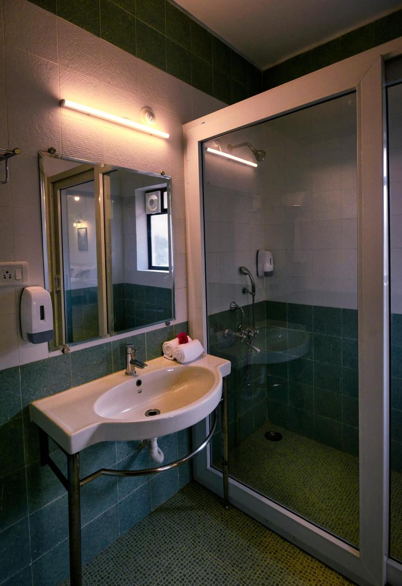 Treehouse Blue Hotel & Villas Колва Экстерьер фото